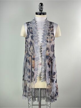 💚 3546. Sheer Lace-Trim Animal Print High Low Vest - Gray Taupe